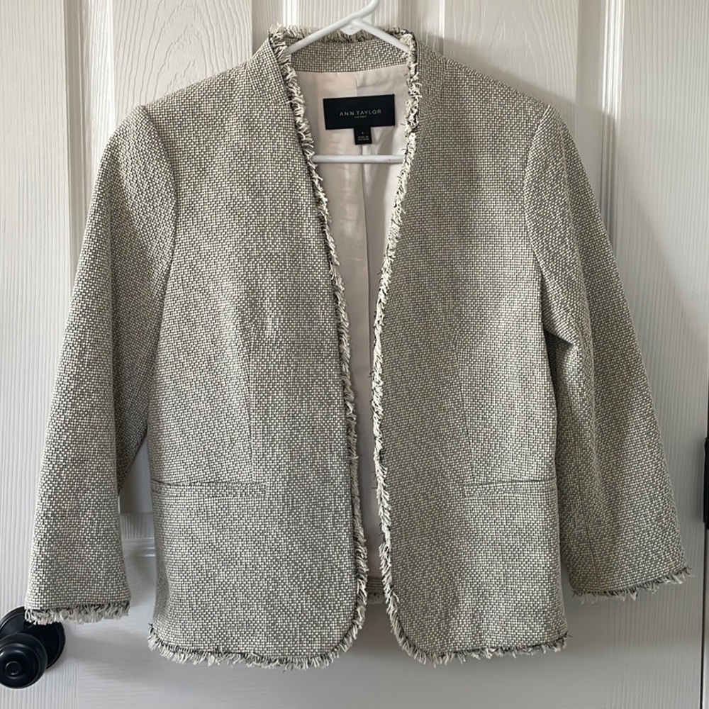 Ann Taylor - The Cutaway Jacket in Tweed
